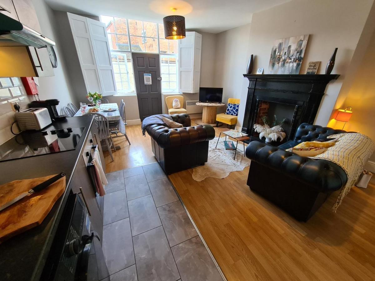 Coopers, Ground Floor Apartment With 2 Bedrooms And 2 Bathrooms Within A Georgian Listed Building Burton-upon-Trent Екстер'єр фото