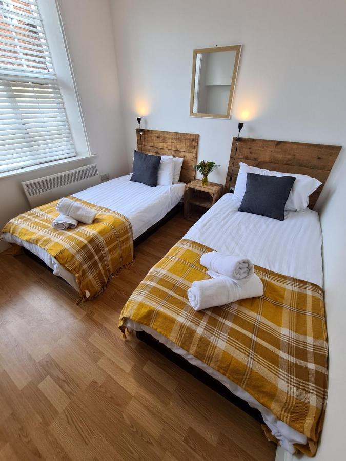 Coopers, Ground Floor Apartment With 2 Bedrooms And 2 Bathrooms Within A Georgian Listed Building Burton-upon-Trent Екстер'єр фото