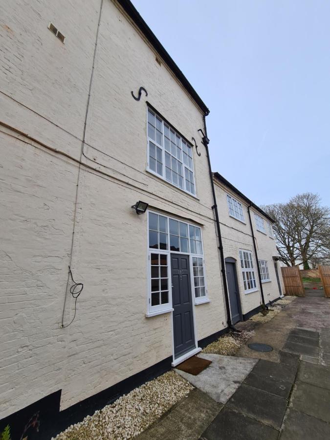 Coopers, Ground Floor Apartment With 2 Bedrooms And 2 Bathrooms Within A Georgian Listed Building Burton-upon-Trent Екстер'єр фото